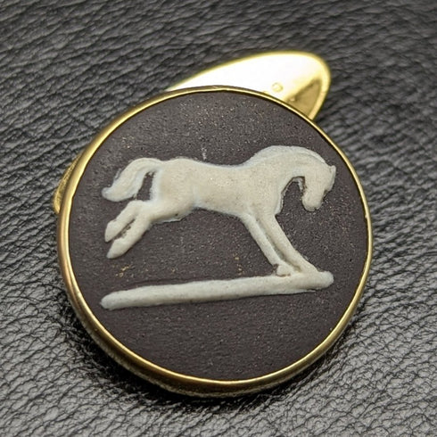 英國復古 Wedgwood 馬浮雕純銀袖扣帶金色裝飾